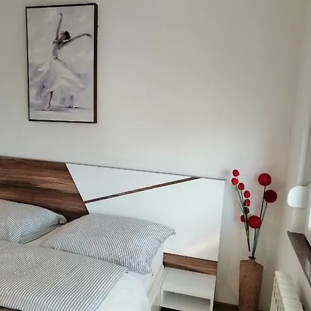 Apartment Eden No 1 *