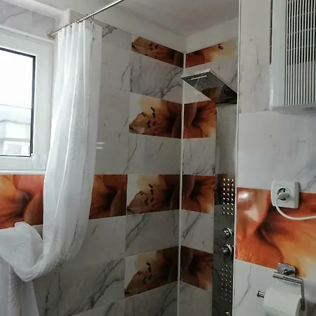 Apartment Eden No 1 *